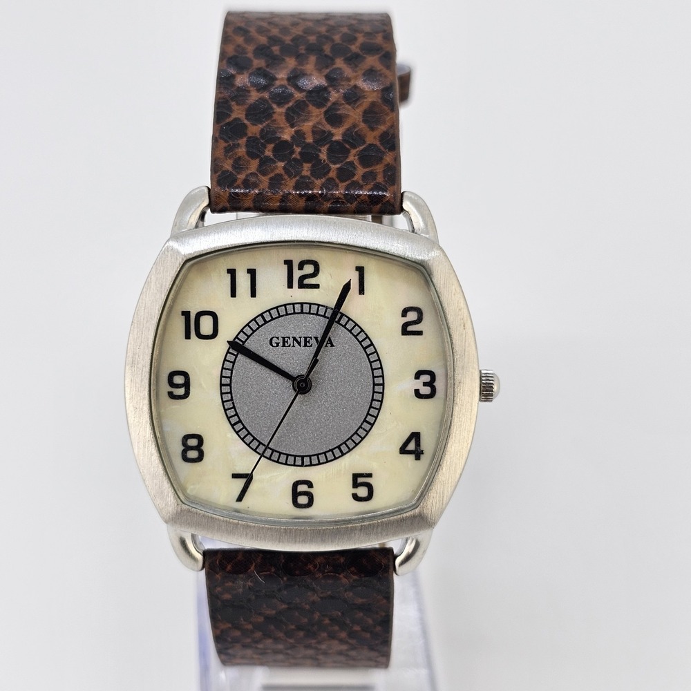 37MM Snake Print‎ Women's Watch Cream Dial Brown Faux Leather Bands NEW Battery
